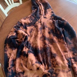 Uniqlo men’s large hoodie-reverse tie dye